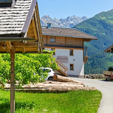Apartment Near Slopes, Cleaning Included Uttendorf