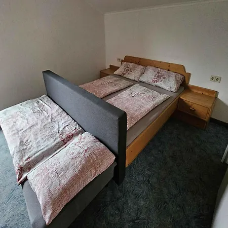 Near Slopes, Cleaning Included Apartment Uttendorf